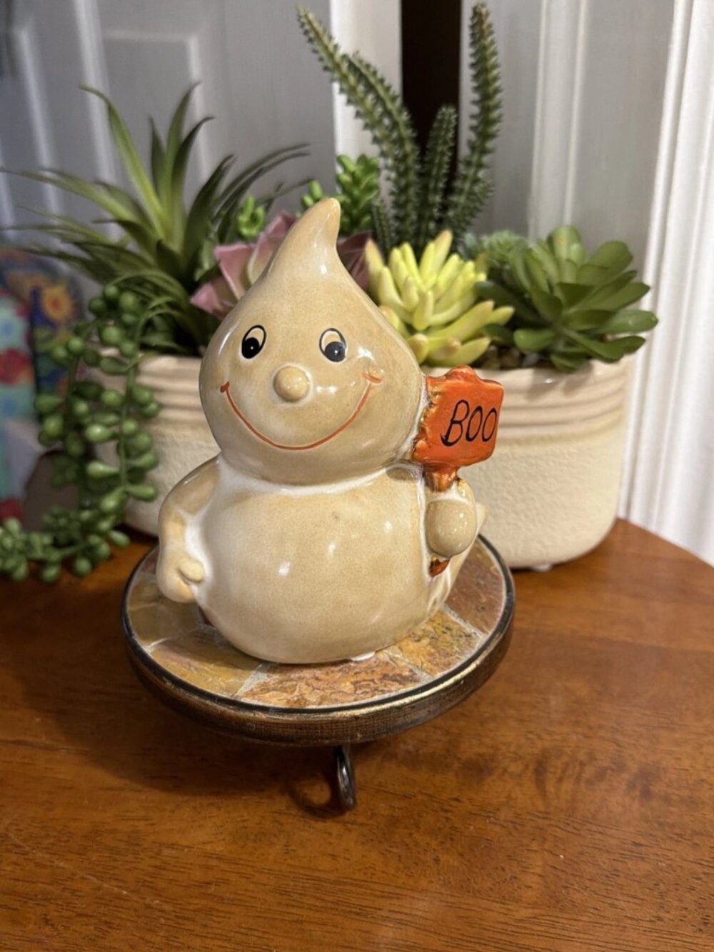 tii Collections Ceramic Ghost Figurine Holding A BOO Sign 4.5"
